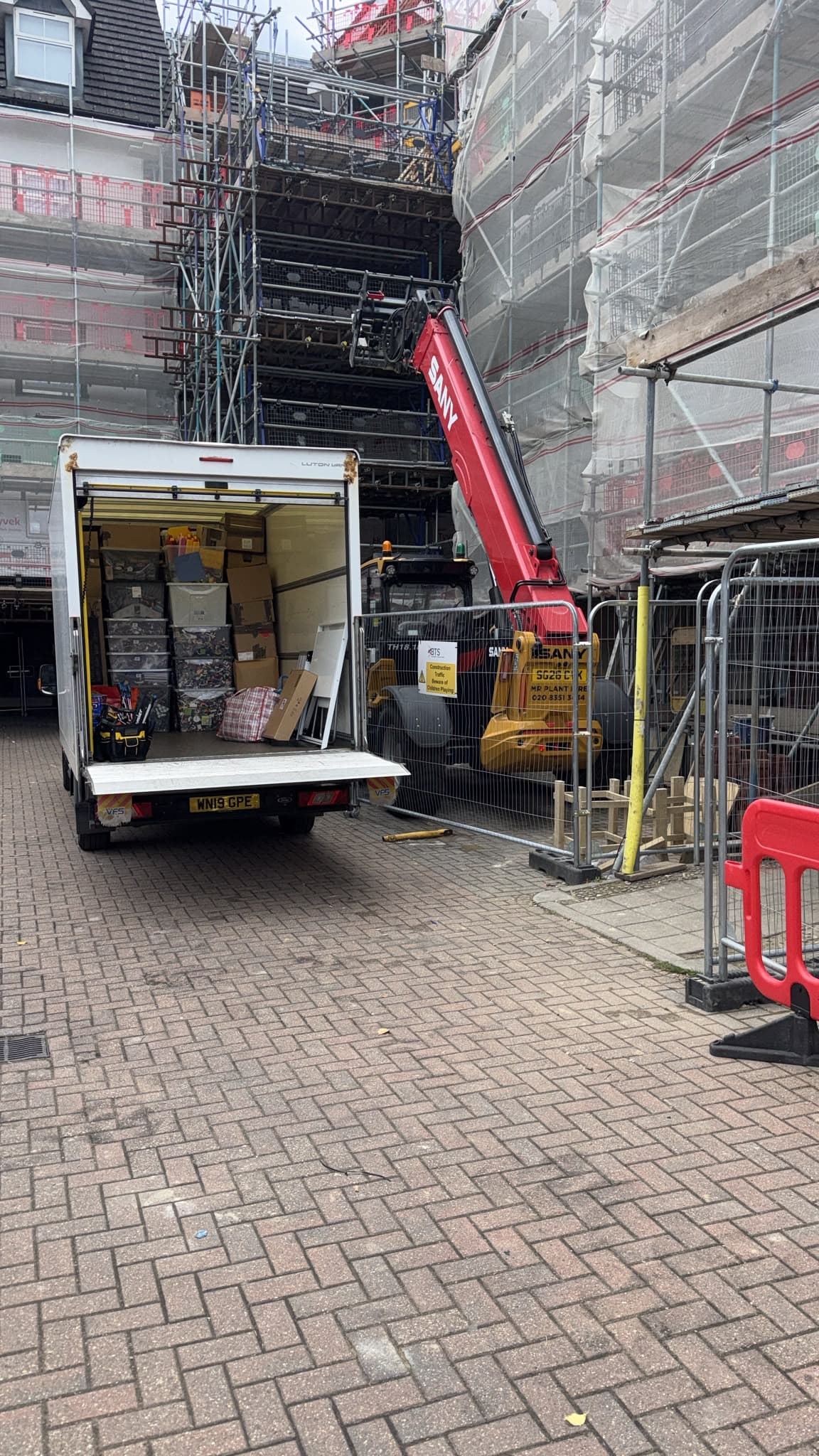 RayMovals Luton van loaded outside the Stevenage apartment block before the run to storage